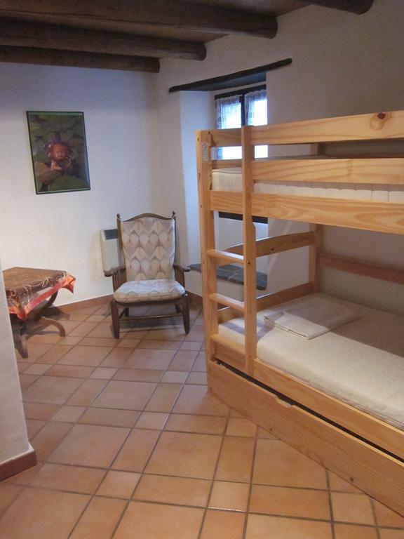 Ostello Orgnana Gambarogno Habitación foto